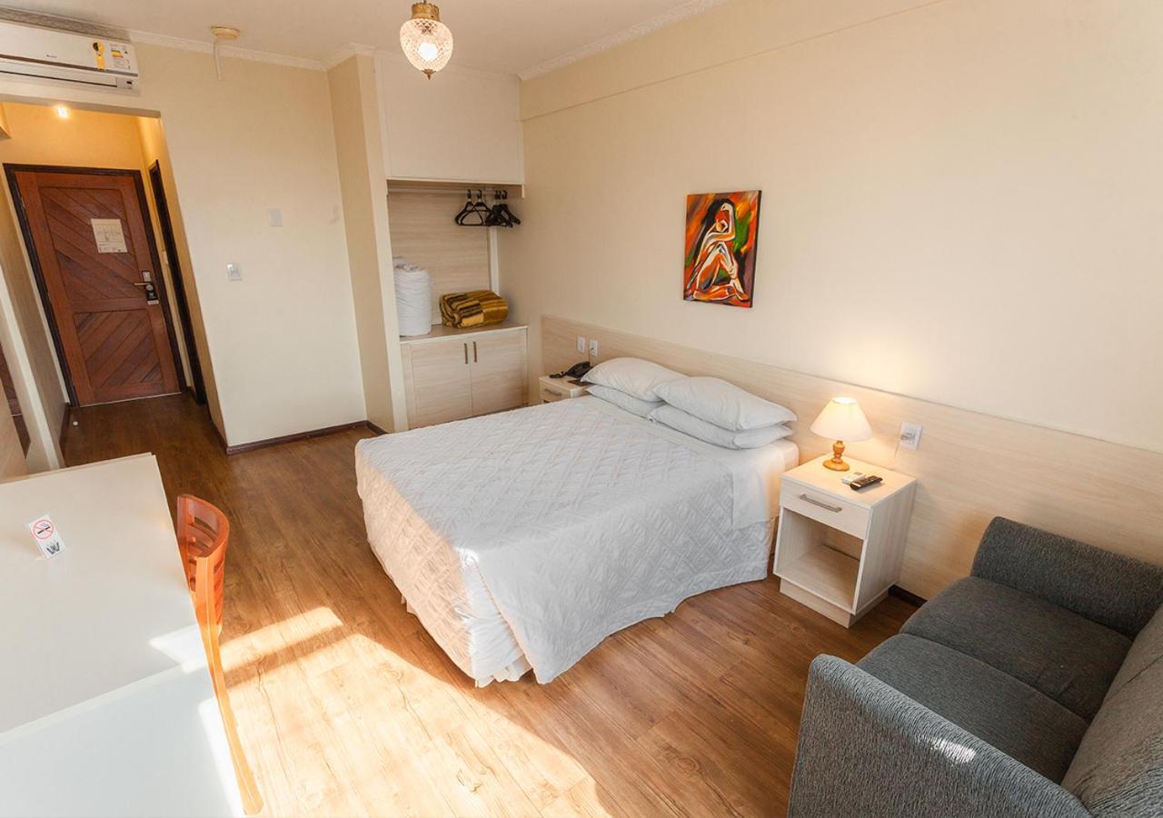 Hotel San Silvestre Tubarao Bagian luar foto
