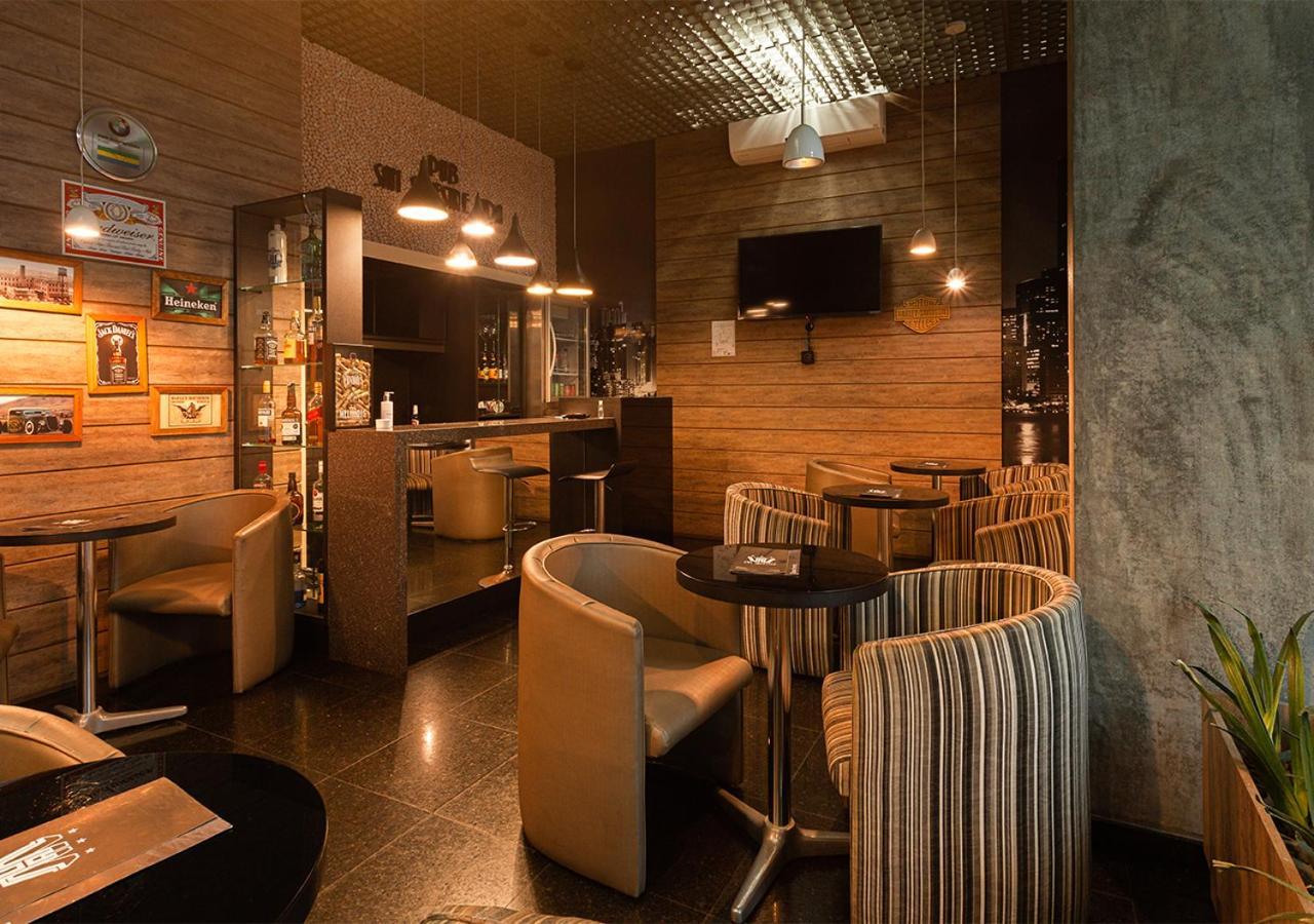 Hotel San Silvestre Tubarao Bagian luar foto