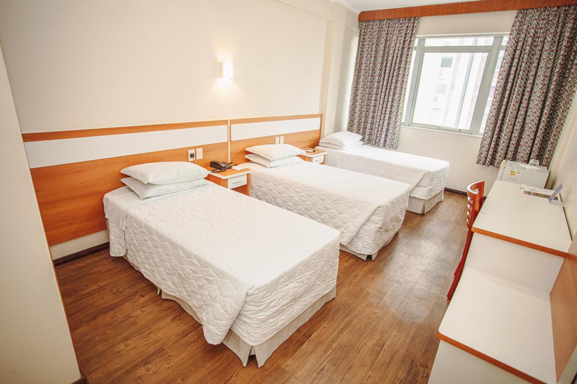 Hotel San Silvestre Tubarao Bagian luar foto