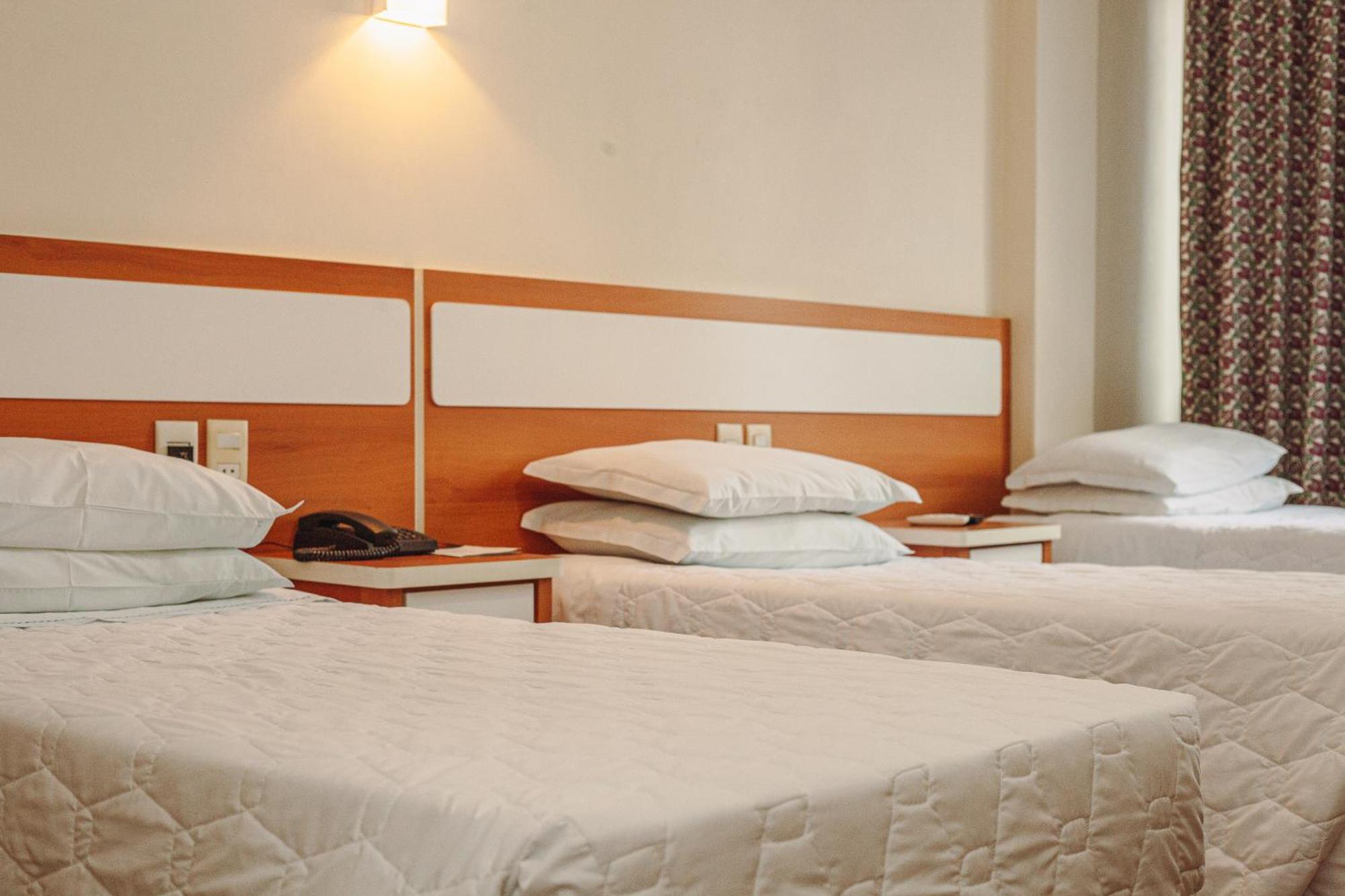 Hotel San Silvestre Tubarao Bagian luar foto