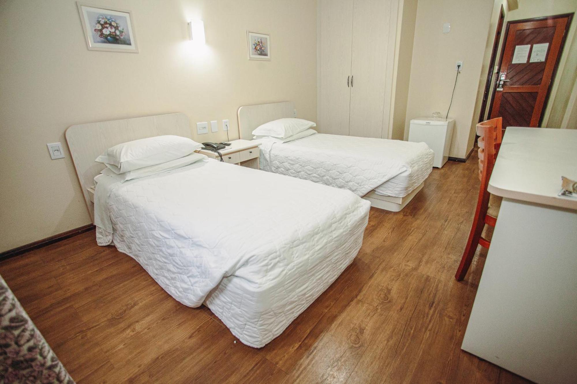 Hotel San Silvestre Tubarao Bagian luar foto
