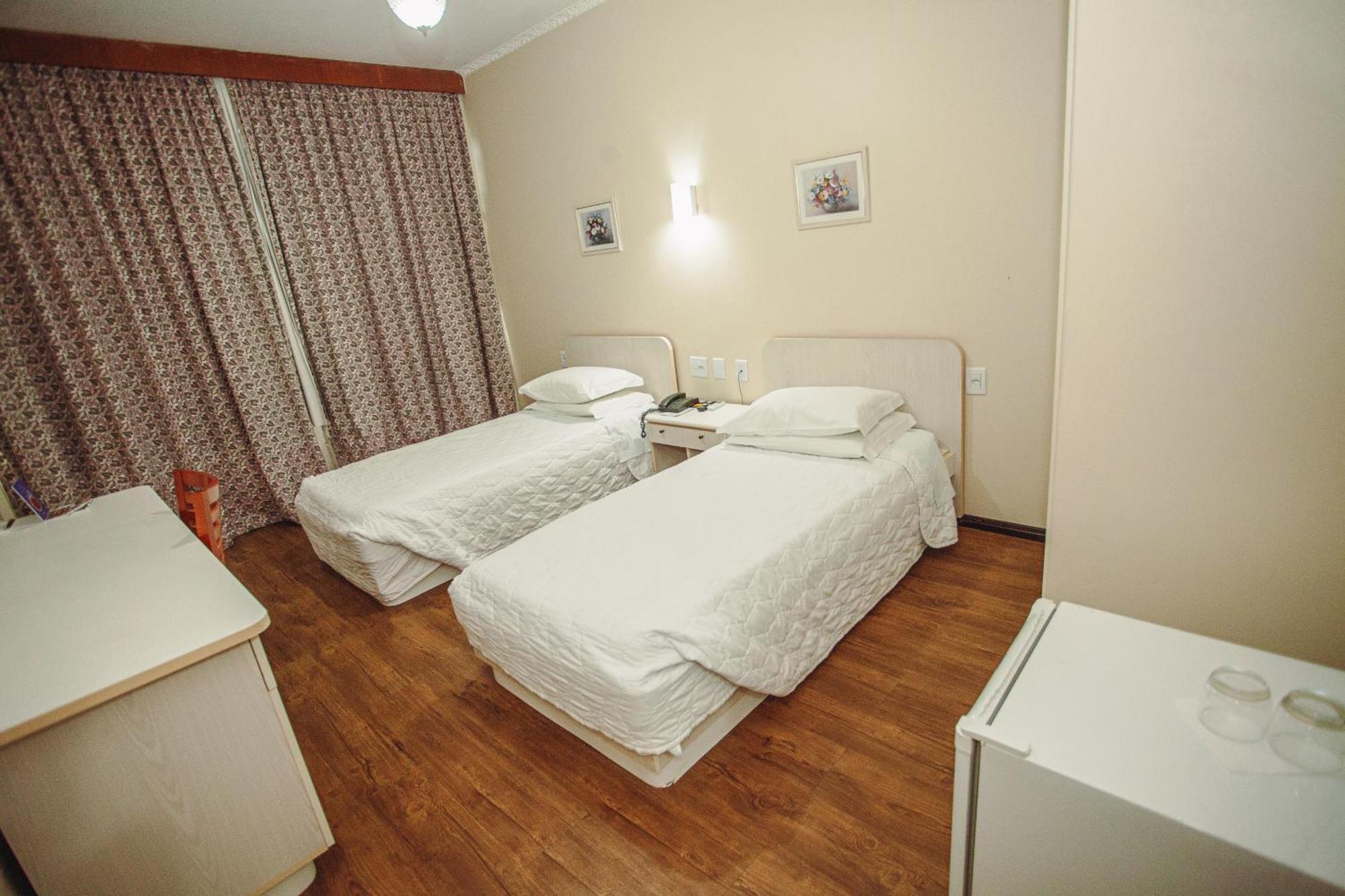 Hotel San Silvestre Tubarao Bagian luar foto