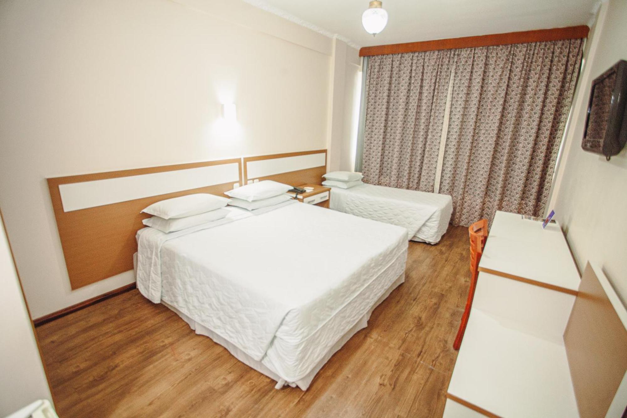 Hotel San Silvestre Tubarao Bagian luar foto