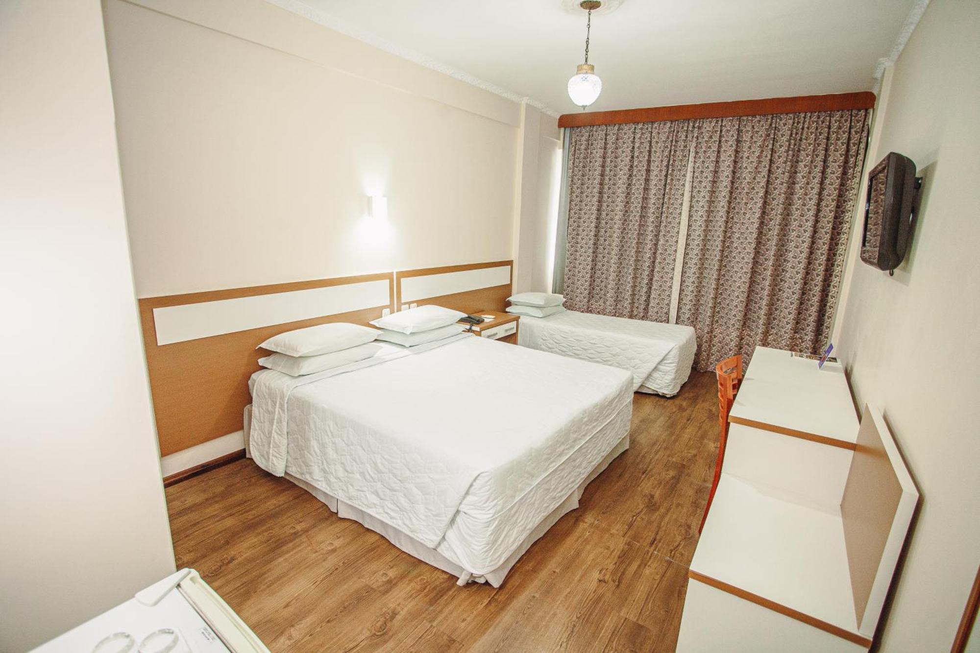 Hotel San Silvestre Tubarao Bagian luar foto