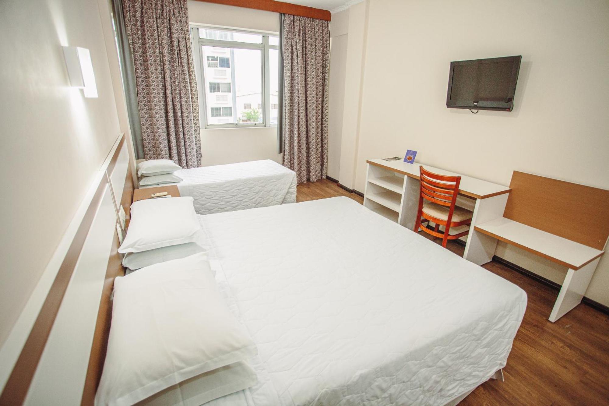 Hotel San Silvestre Tubarao Bagian luar foto